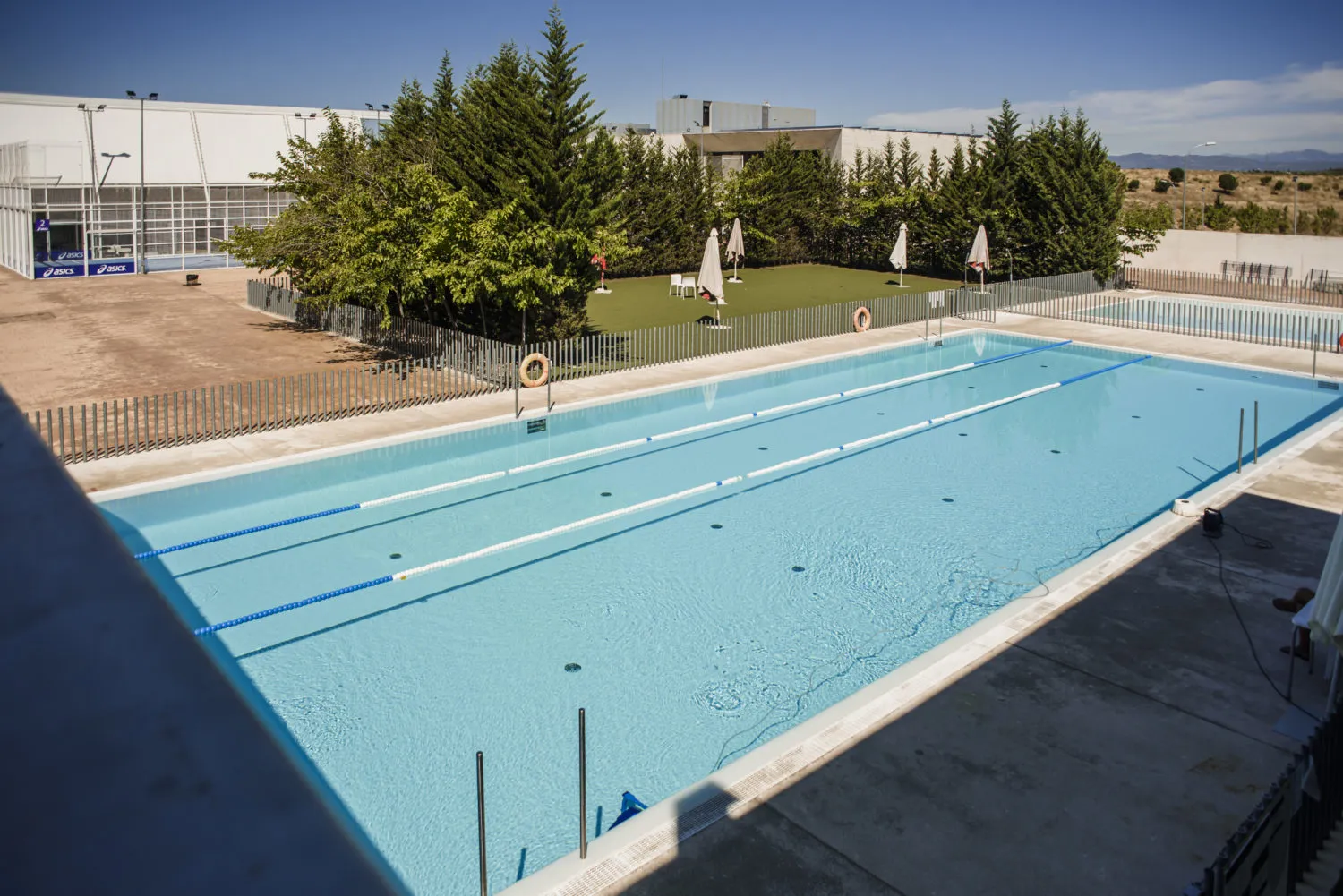 Ciudad de la Raqueta - Piscina
