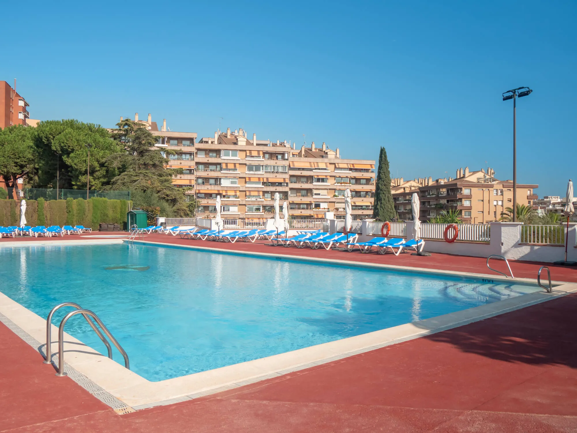 Club Tenis La Salut - Piscina